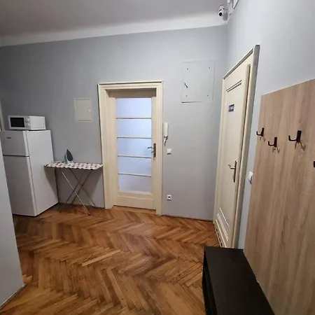 Fantastic Krk - Kr6 Room F-3